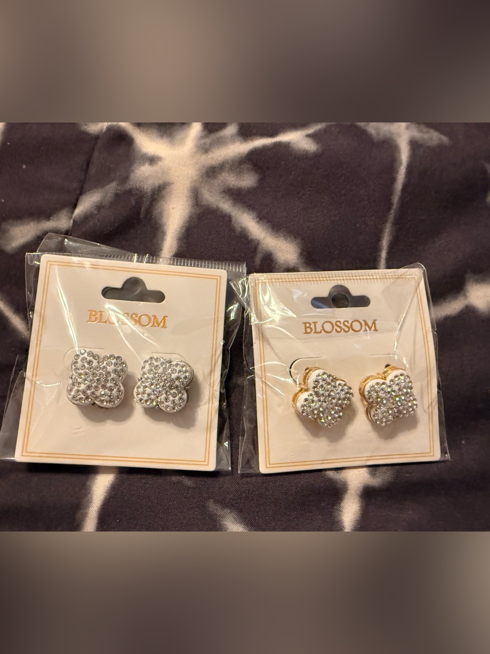 (2) Sets Inspired Clear Earrings